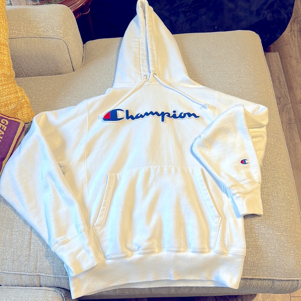 White Champion hoodie Adult small